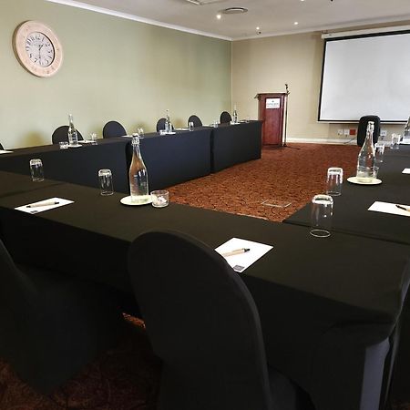 Protea Hotel By Marriott Nelspruit Mbombela Extérieur photo
