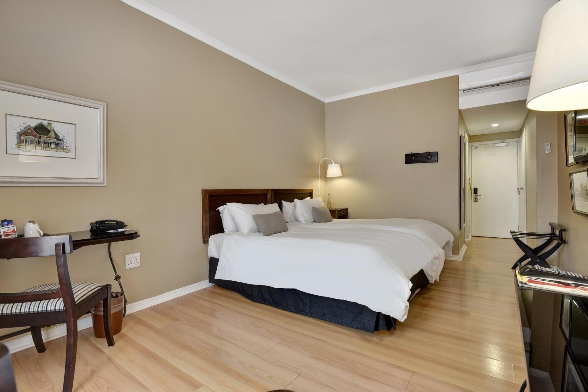 Protea Hotel By Marriott Nelspruit Mbombela Extérieur photo