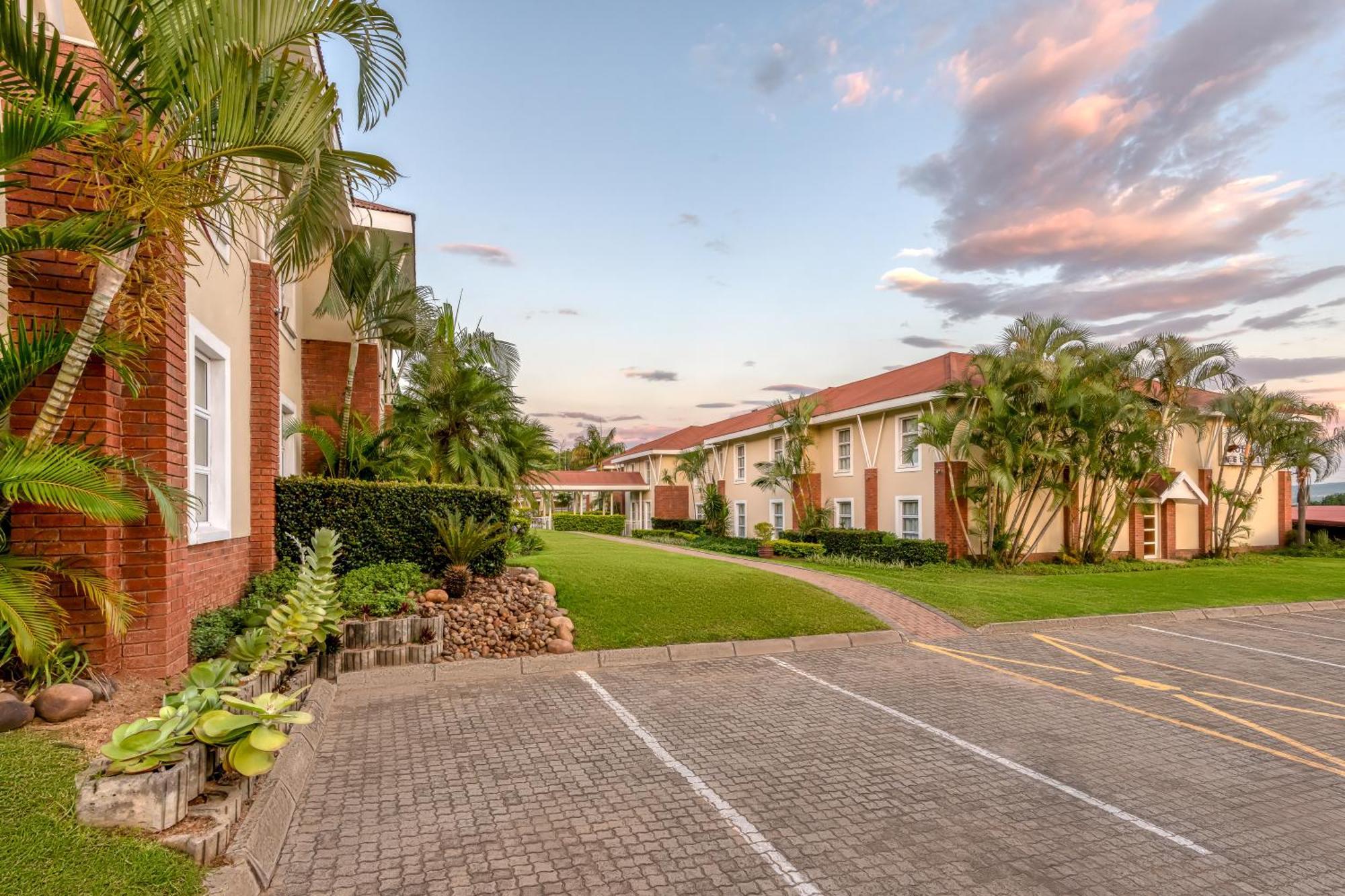 Protea Hotel By Marriott Nelspruit Mbombela Extérieur photo