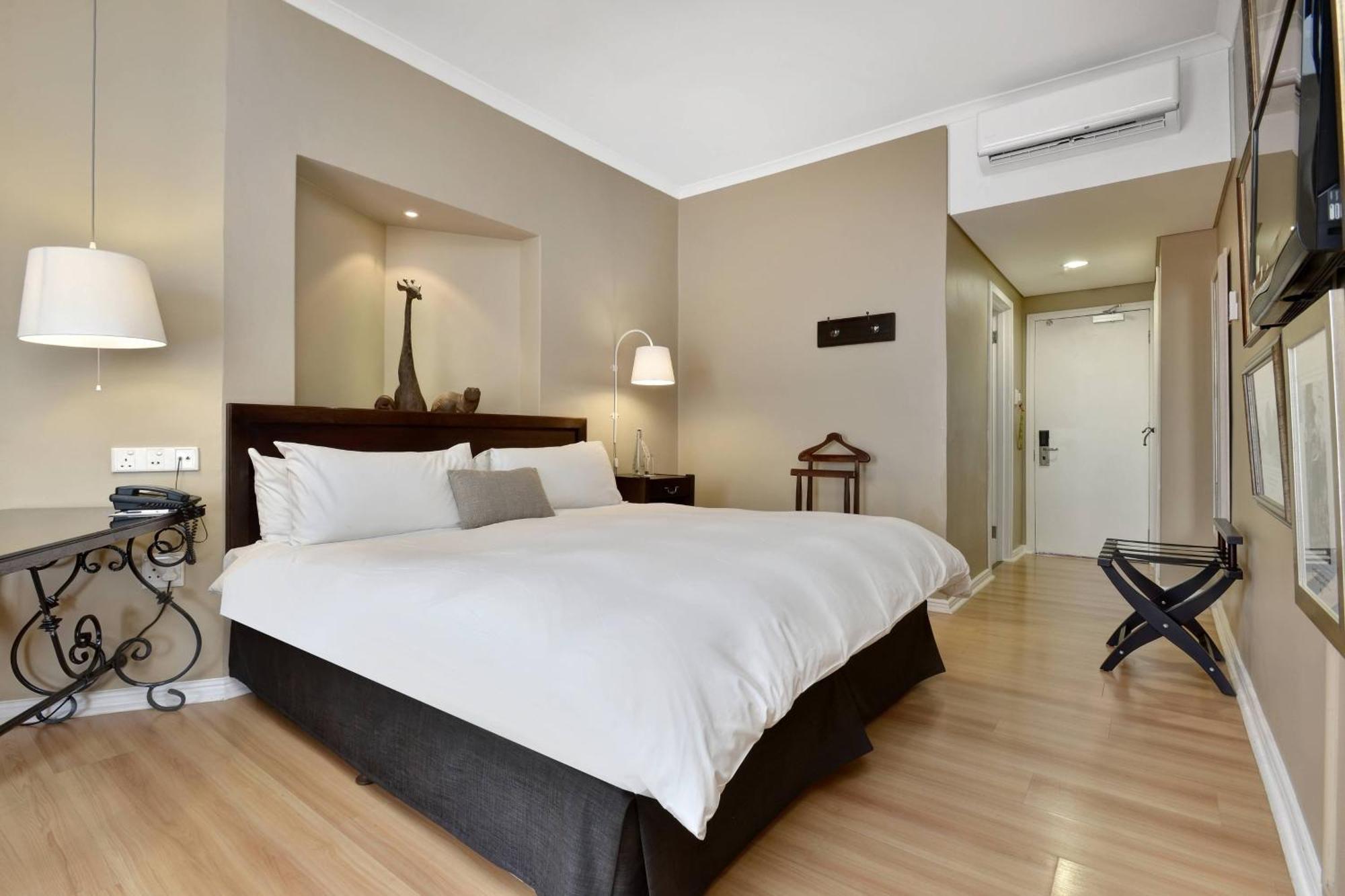 Protea Hotel By Marriott Nelspruit Mbombela Extérieur photo