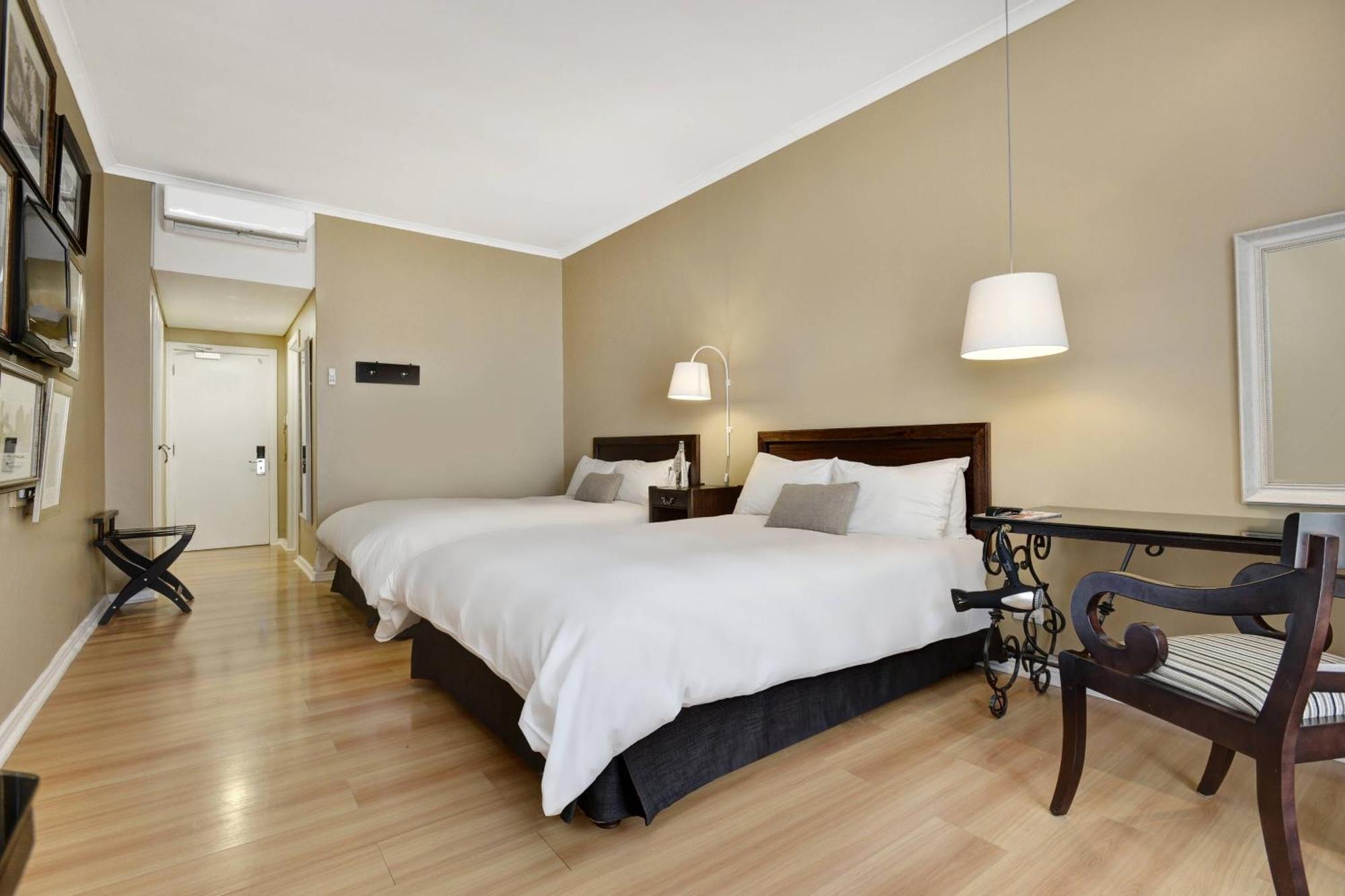 Protea Hotel By Marriott Nelspruit Mbombela Extérieur photo