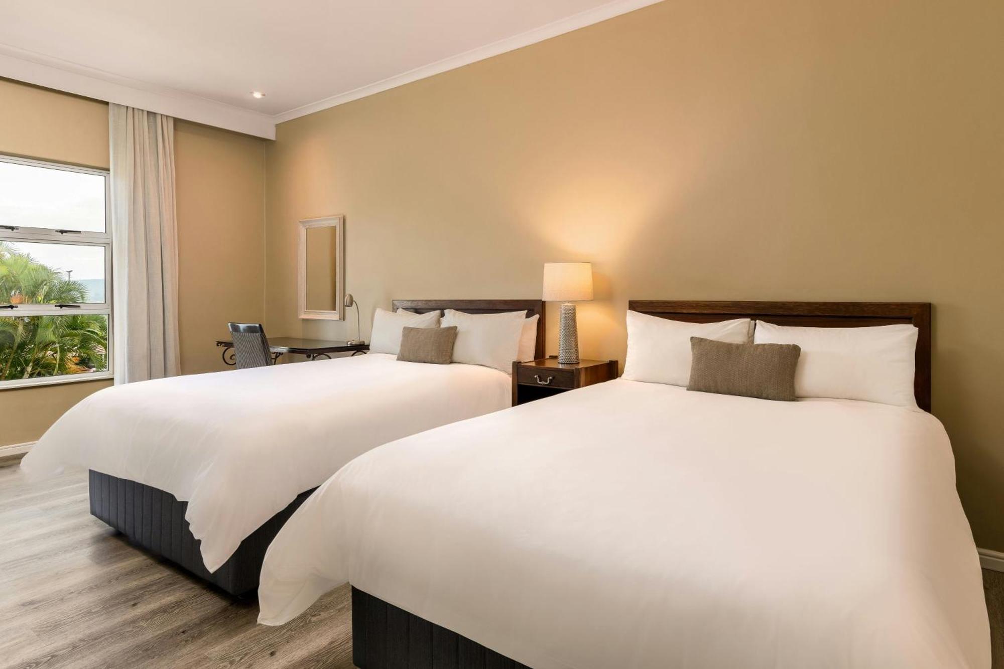 Protea Hotel By Marriott Nelspruit Mbombela Extérieur photo