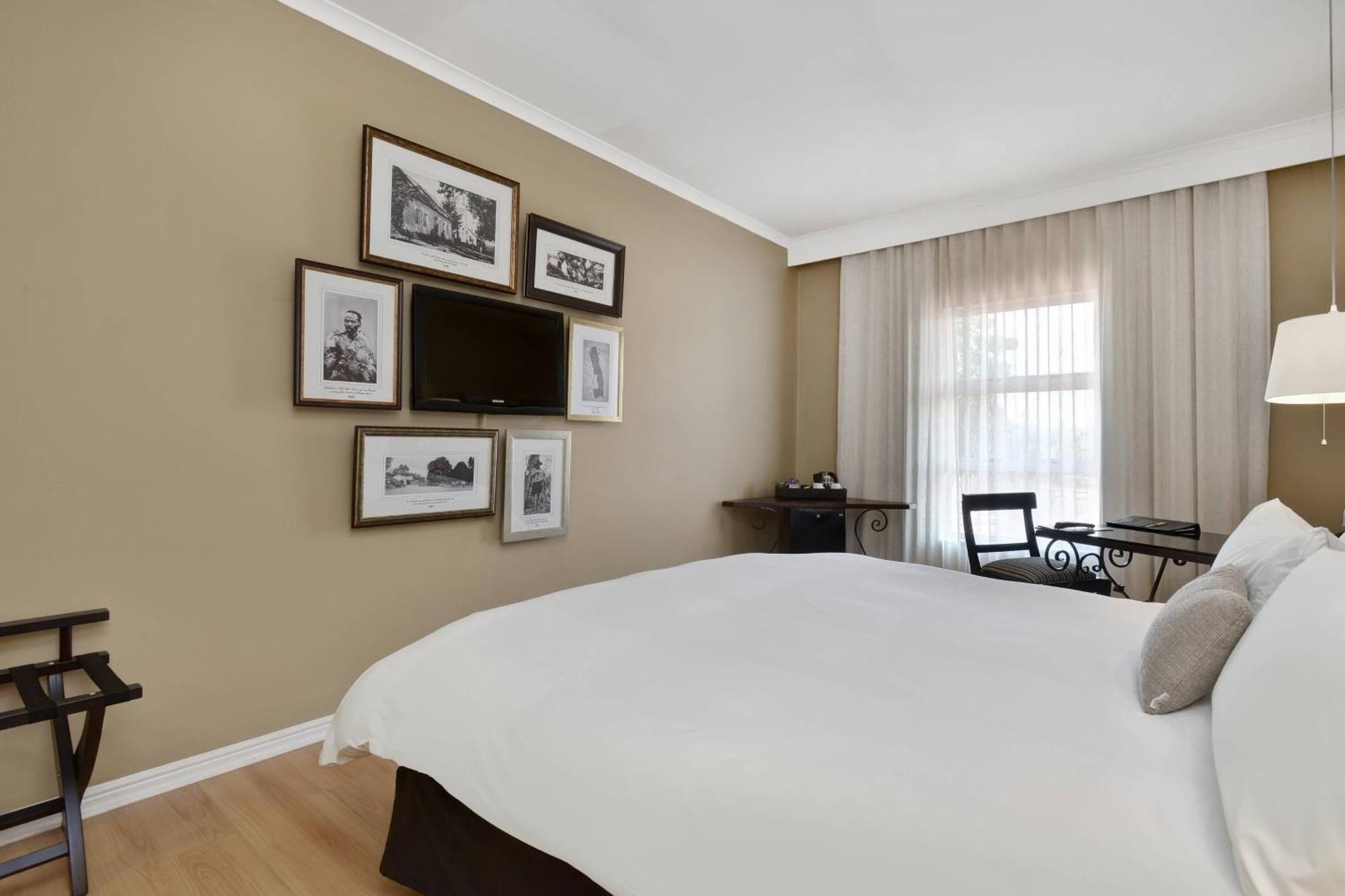 Protea Hotel By Marriott Nelspruit Mbombela Extérieur photo
