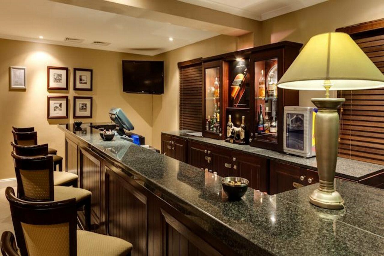 Protea Hotel By Marriott Nelspruit Mbombela Extérieur photo